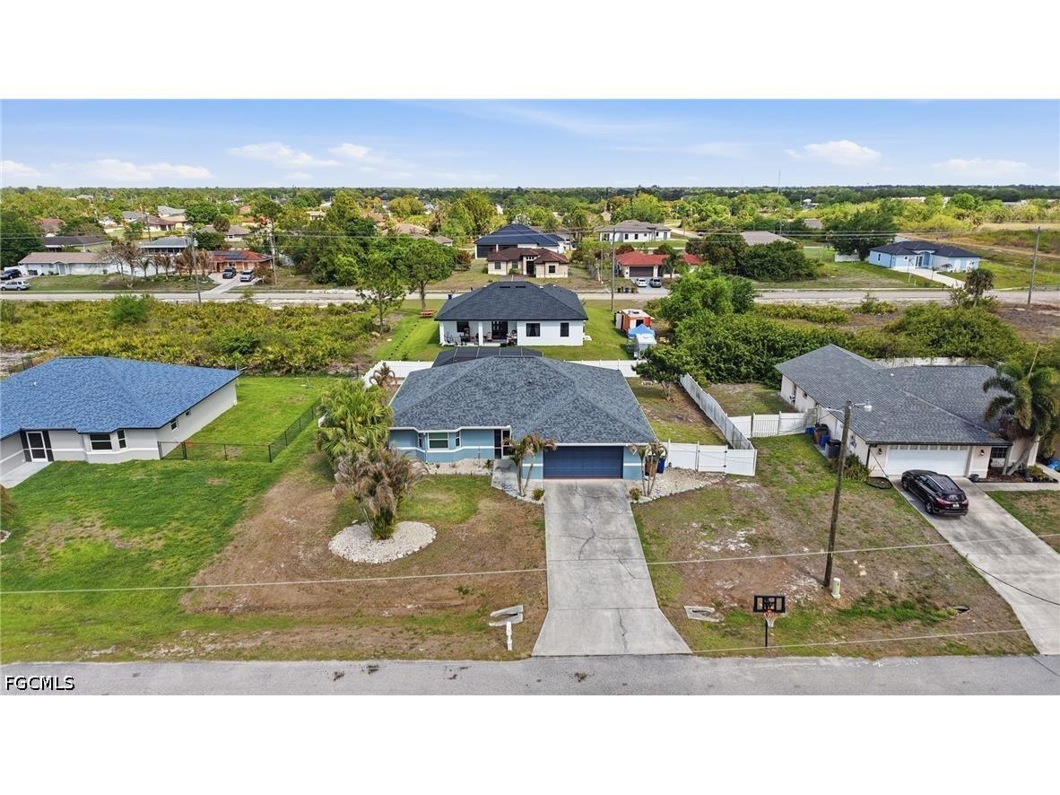 906 Venice Avenue N Lehigh Acres FL 33971 2026015435 image3