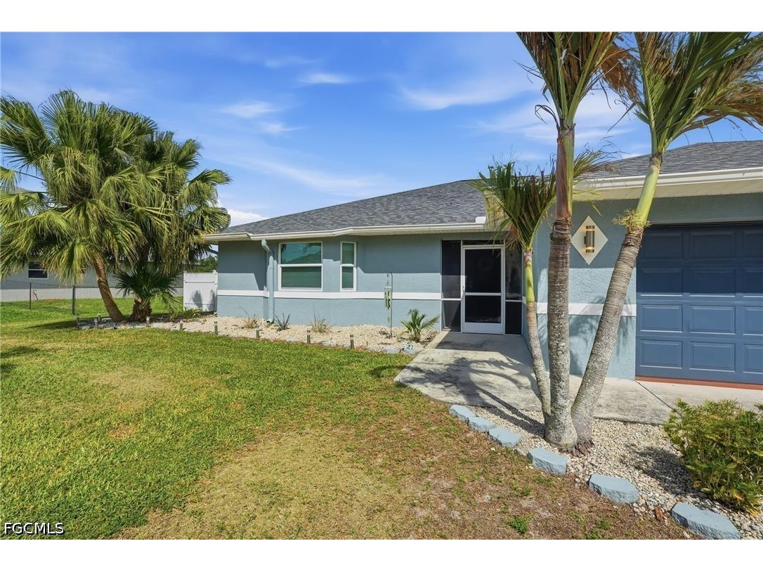 906 Venice Avenue N Lehigh Acres FL 33971 2026015435 image4