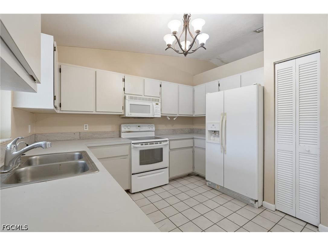 906 Wells Avenue Lehigh Acres FL 33972 2026027642 image16