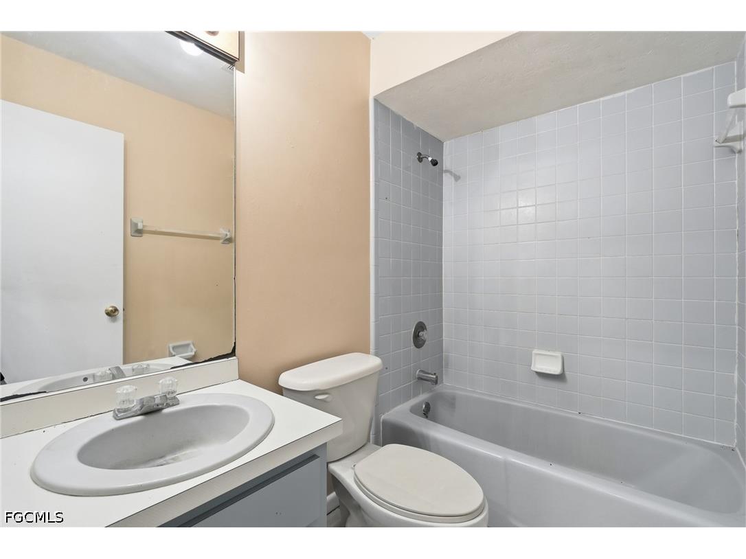 906 Wells Avenue Lehigh Acres FL 33972 2026027642 image27