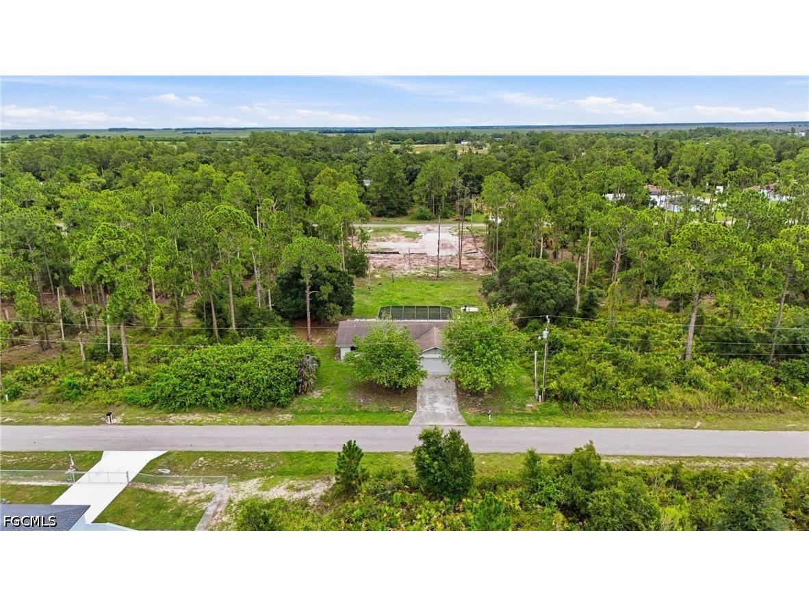 906 Wells Avenue Lehigh Acres FL 33972 2026027642 image3