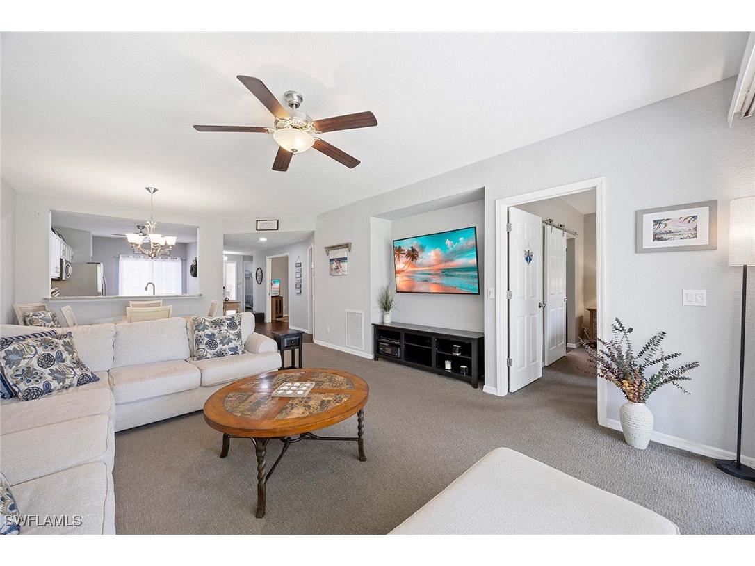 9060 Michael Circle #4-407 Naples FL 34113 225064528 image1