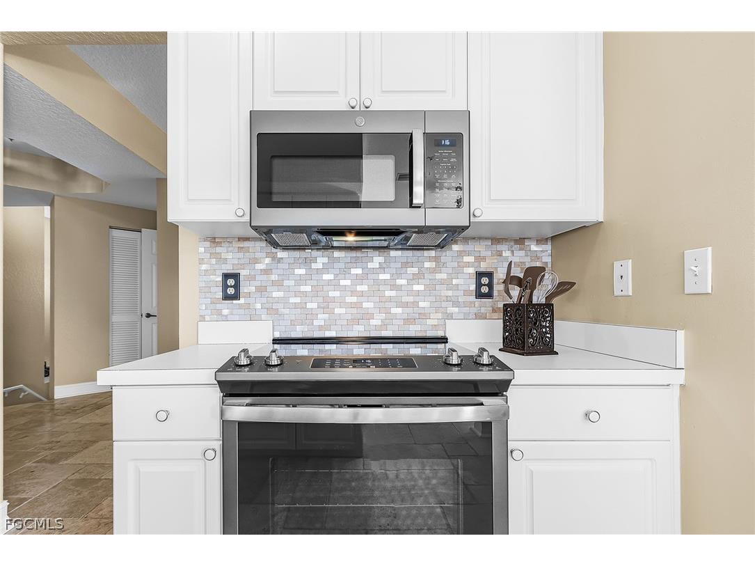 9060 Palmas Grandes Boulevard #201 Bonita Springs FL 34135 2026007034 image9