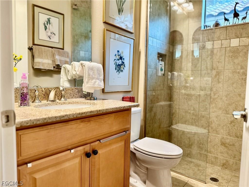 9061 Isla Bella Circle Bonita Springs FL 34135 2026011081 image18