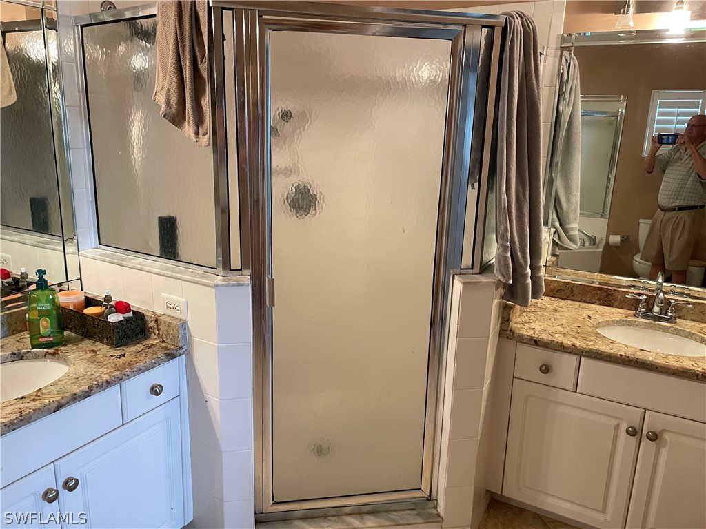 9061 Michael Circle #2 Naples FL 34113 224054249 image39