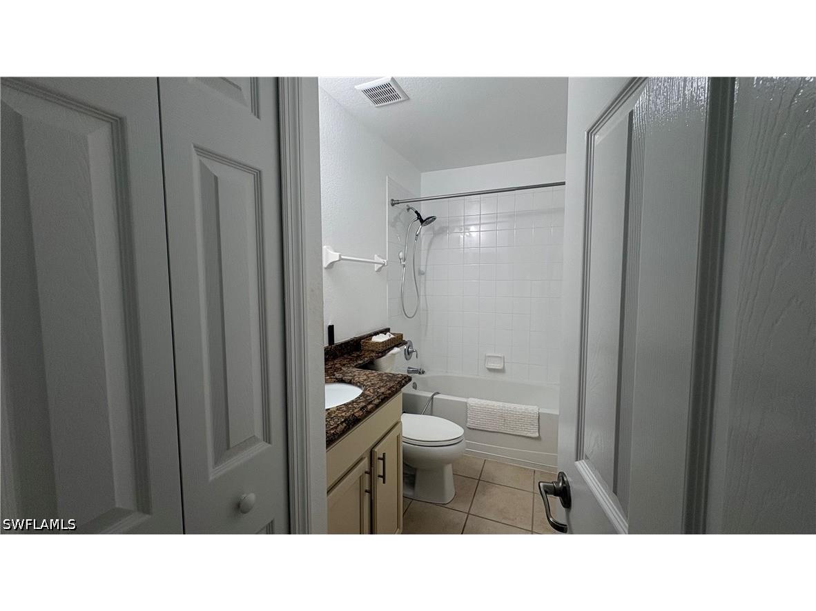 9064 Gervais Circle #105 Naples FL 34120 226019572 image20