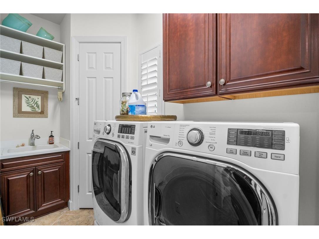 9064 Siesta Bay Drive #201 Naples FL 34120 225080464 image25