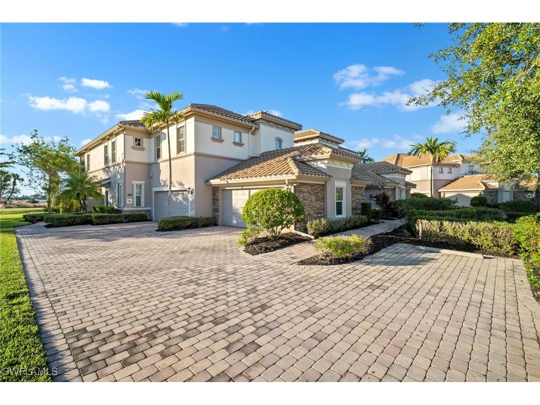 9064 Siesta Bay Drive #201 Naples FL 34120 225080464 image3