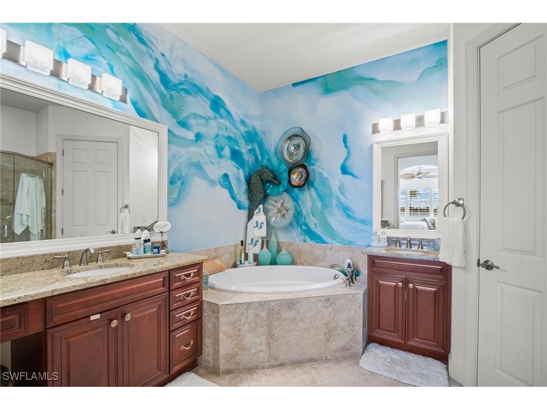 9064 Siesta Bay Drive #201 Naples FL 34120 225080464 image34