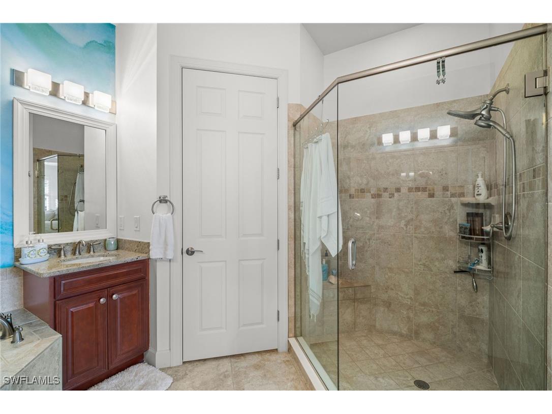 9064 Siesta Bay Drive #201 Naples FL 34120 225080464 image36