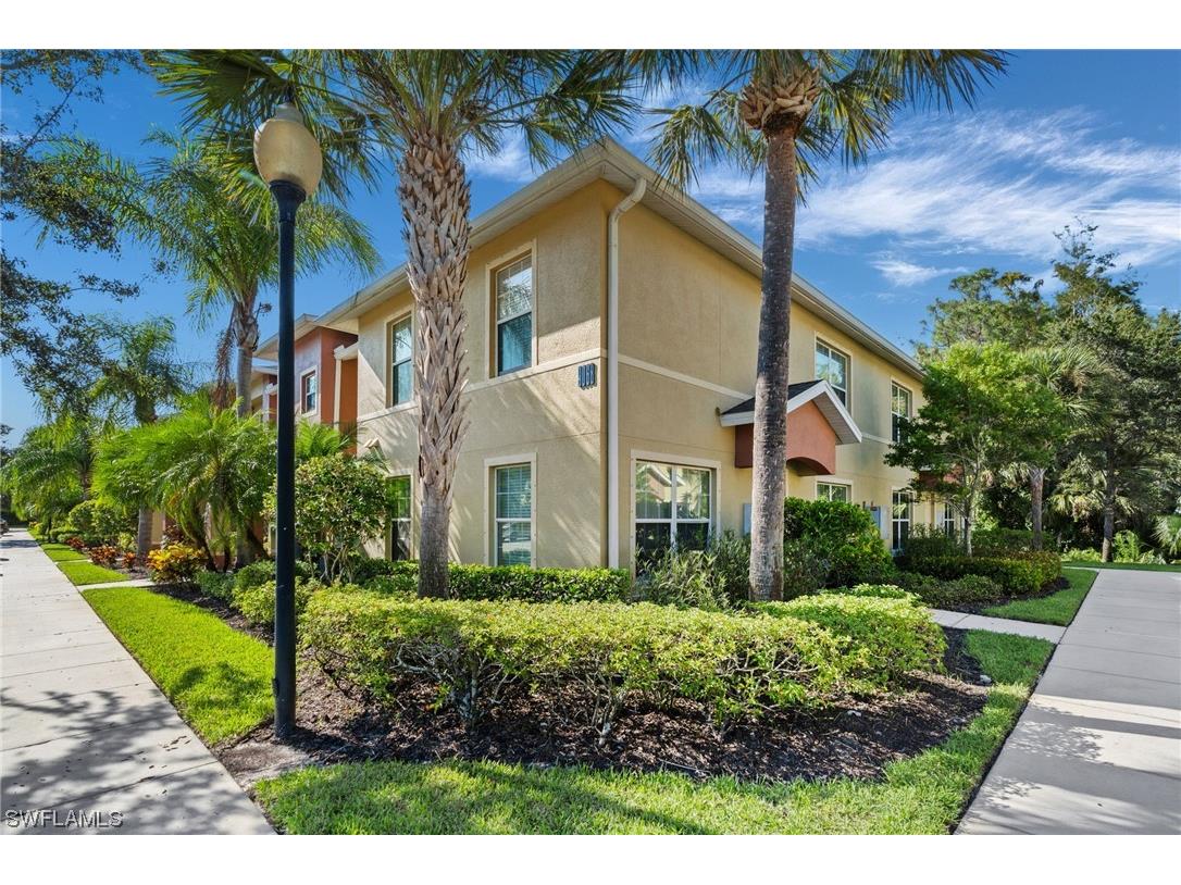 9068 Gervais Circle #210 Naples FL 34120 223067543 image1