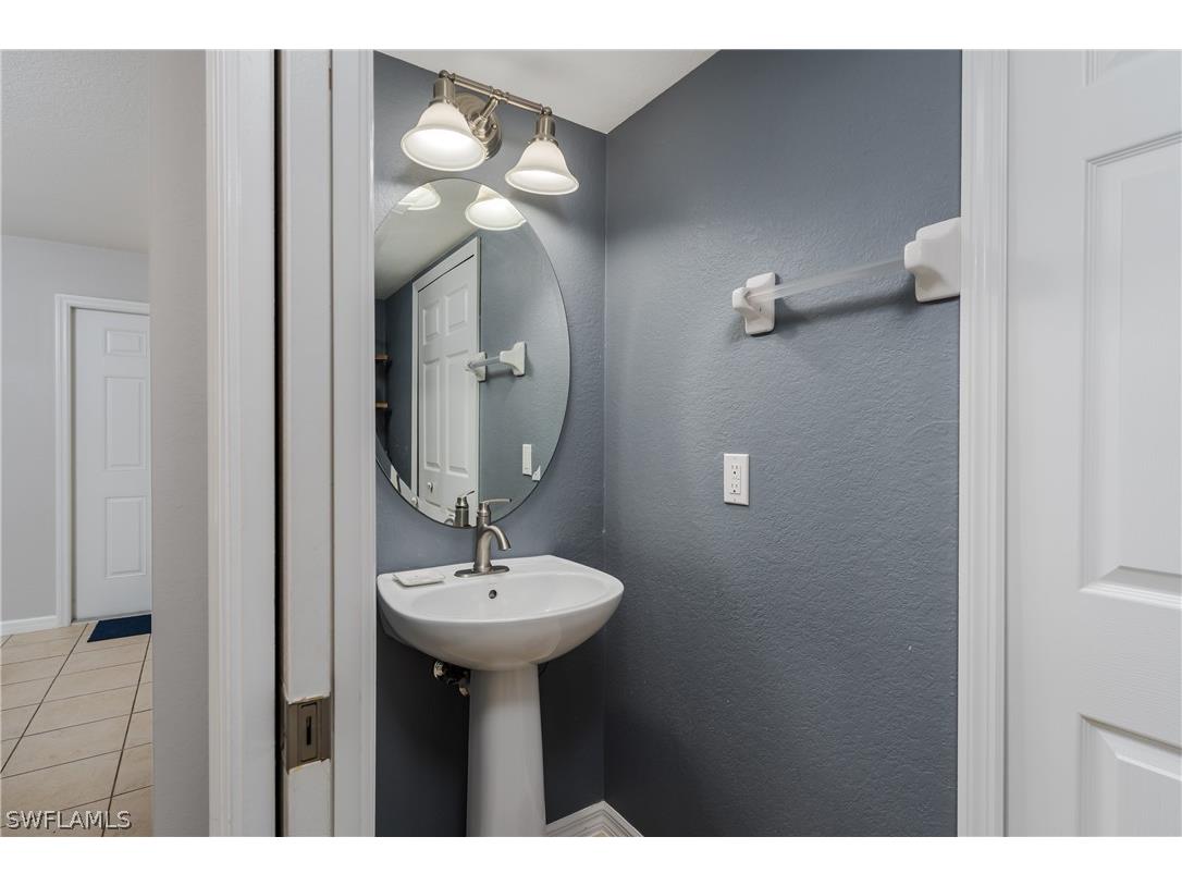 9068 Gervais Circle #210 Naples FL 34120 226011720 image8