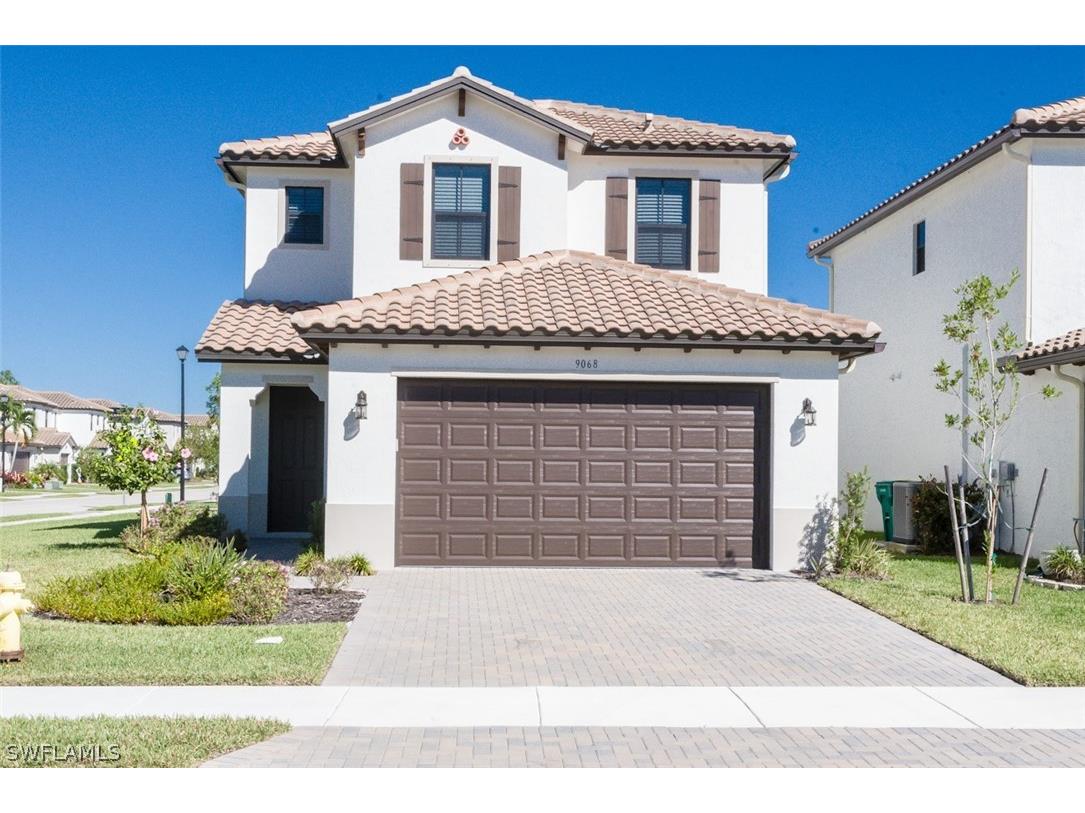 9068 Madrid Circle Naples FL 34104 224059490 image1
