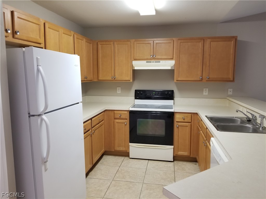 907 Chenault Street Lehigh Acres FL 33974 2026011993 image3