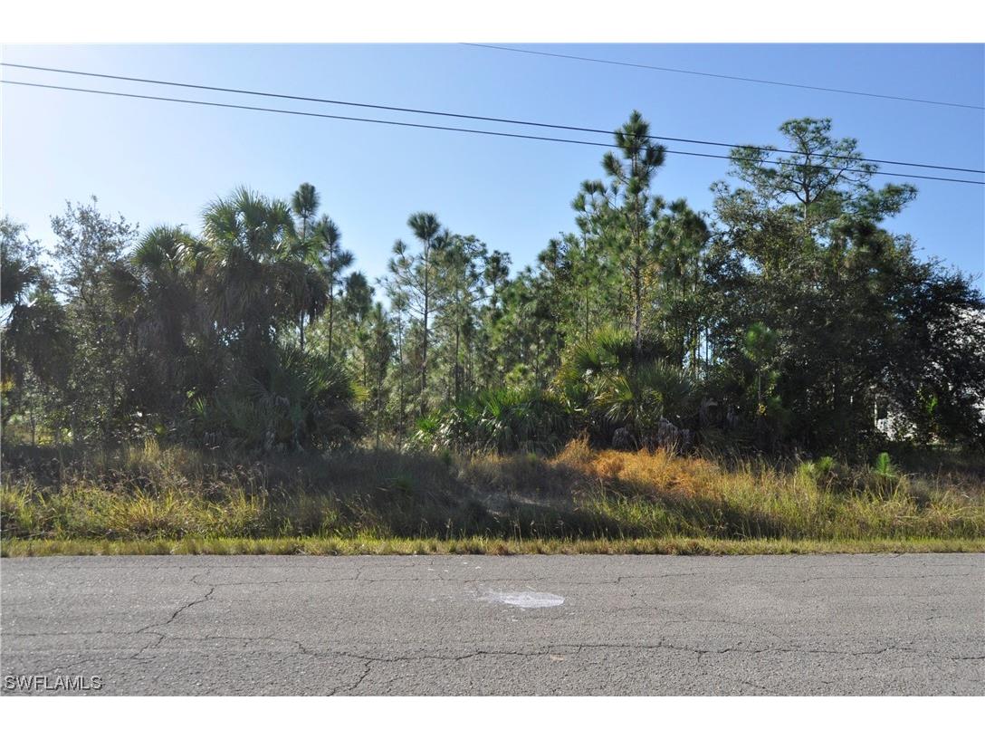 907 Glenn Avenue Lehigh Acres FL 33972 223081536 image1