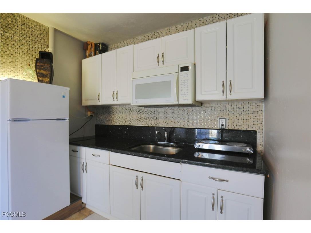 907 Laredo Avenue Lehigh Acres FL 33936 2025013731 image12