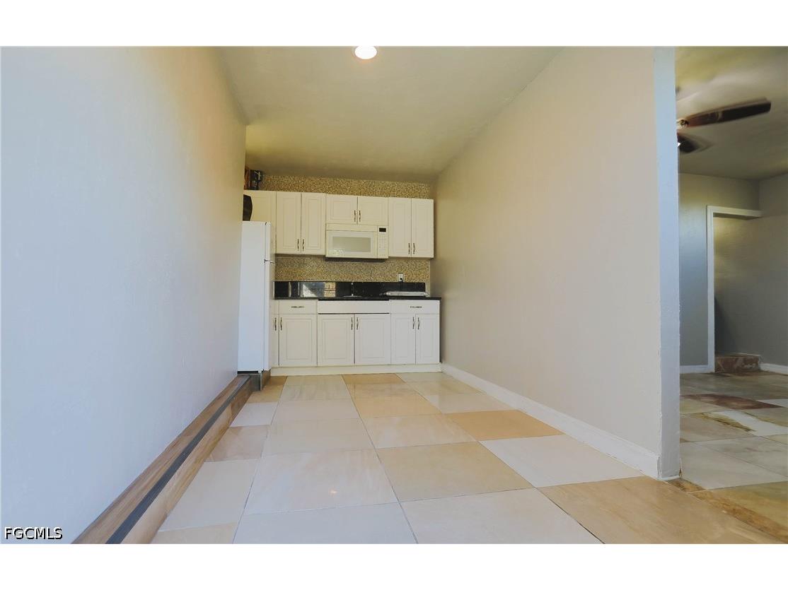 907 Laredo Avenue Lehigh Acres FL 33936 2026017635 image5