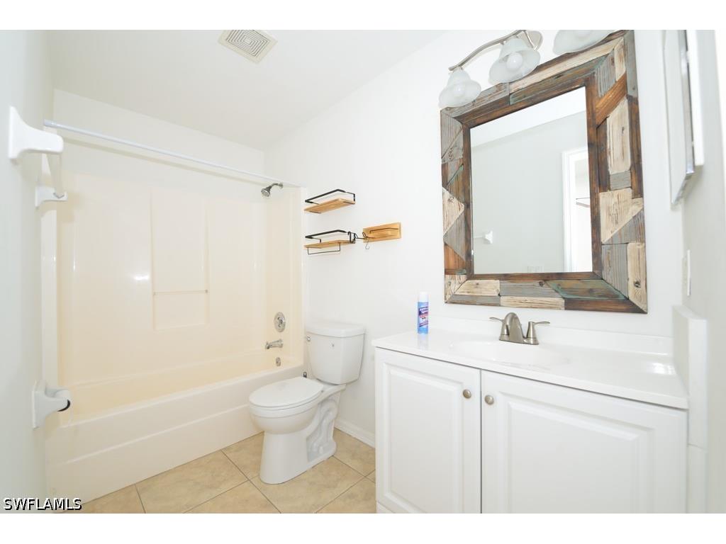 907 NE 10th Terrace Cape Coral FL 33909 226012797 image3