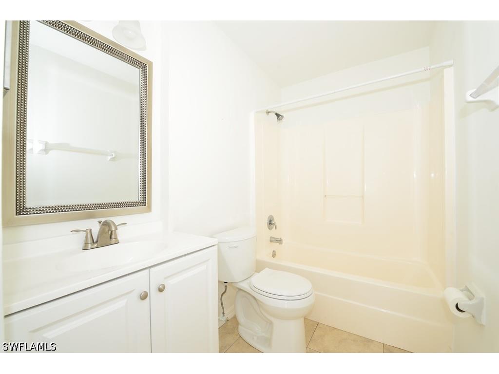 907 NE 10th Terrace Cape Coral FL 33909 226012797 image6