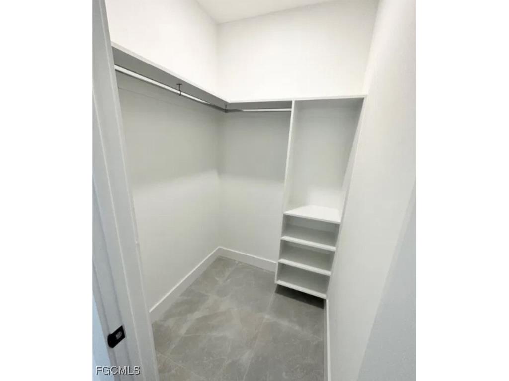 907 NE 13th Place Cape Coral FL 33909 2026003132 image24