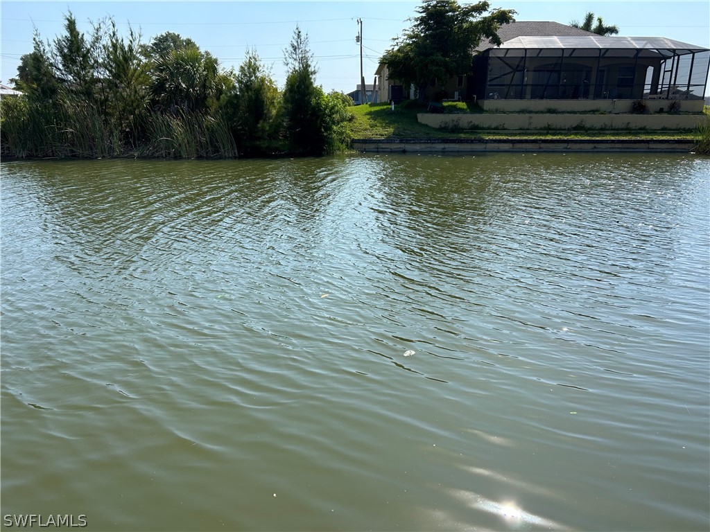 907 NE 1st Avenue Cape Coral FL 33909 224032610 image1