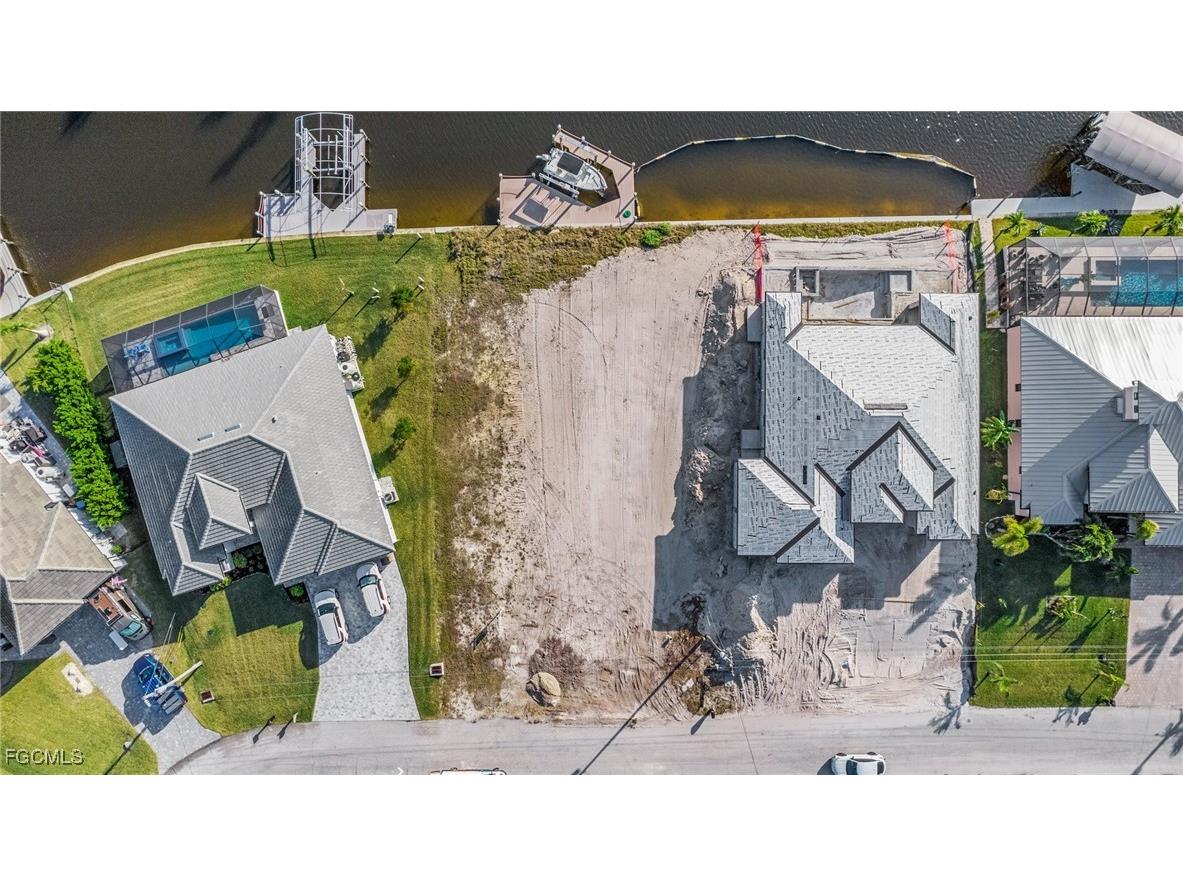 907 NW 38th Avenue Cape Coral FL 33993 2025003845 image1