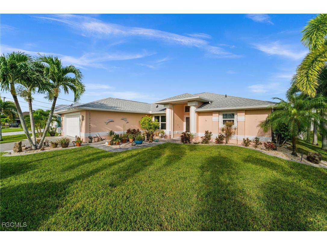 907 NW 38th Place Cape Coral FL 33993 2025010702 image1