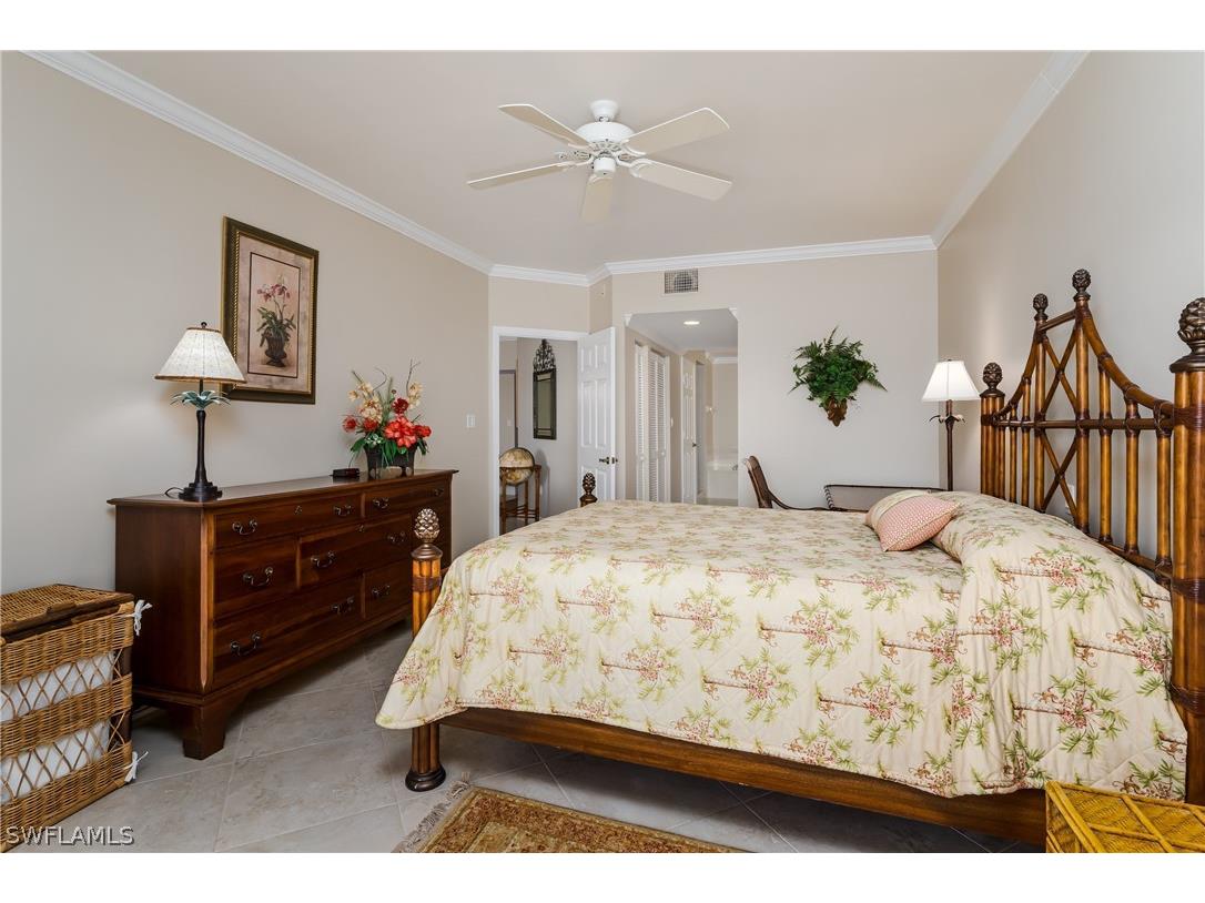 907 Panama Court #203 Marco Island FL 34145 226008421 image19