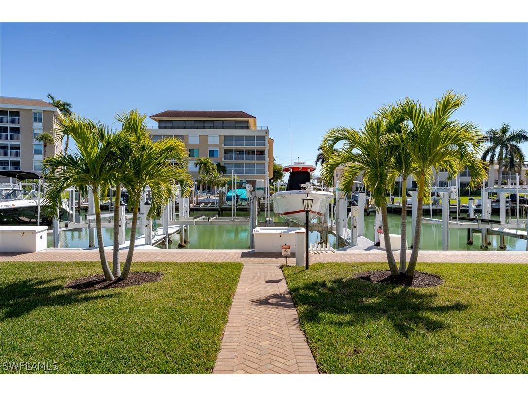 907 Panama Court #203 Marco Island FL 34145 226008421 image2