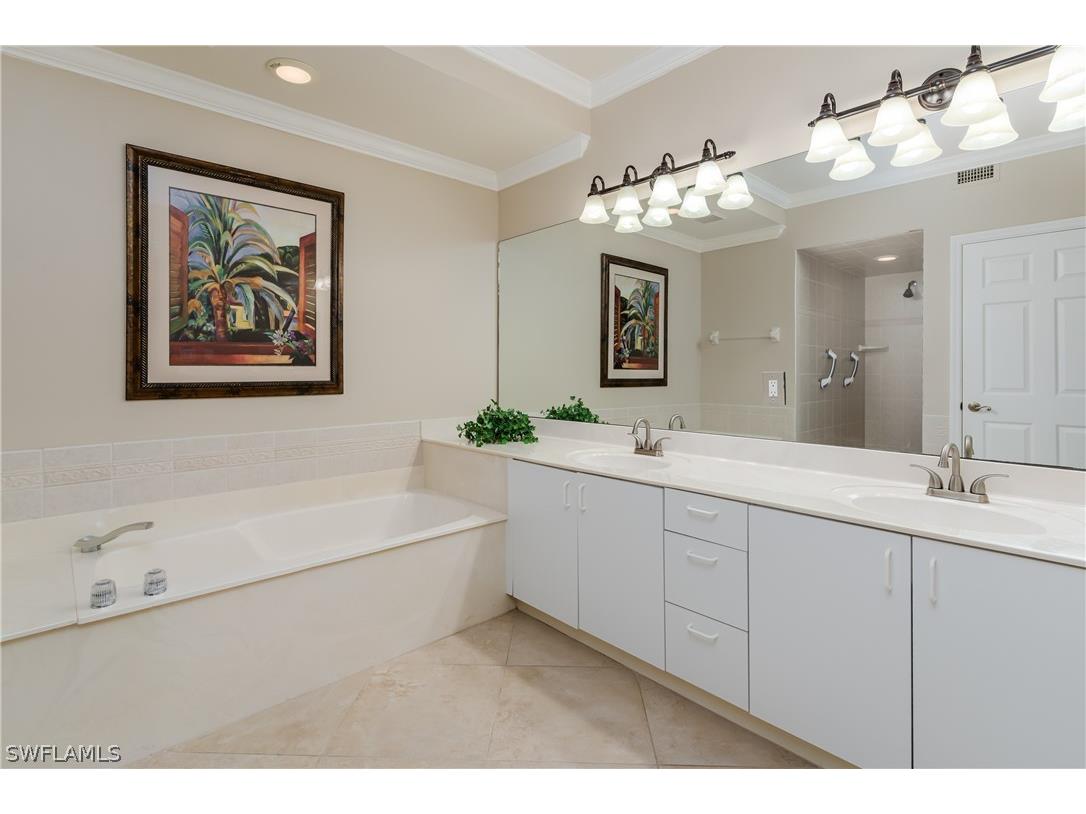 907 Panama Court #203 Marco Island FL 34145 226008421 image20