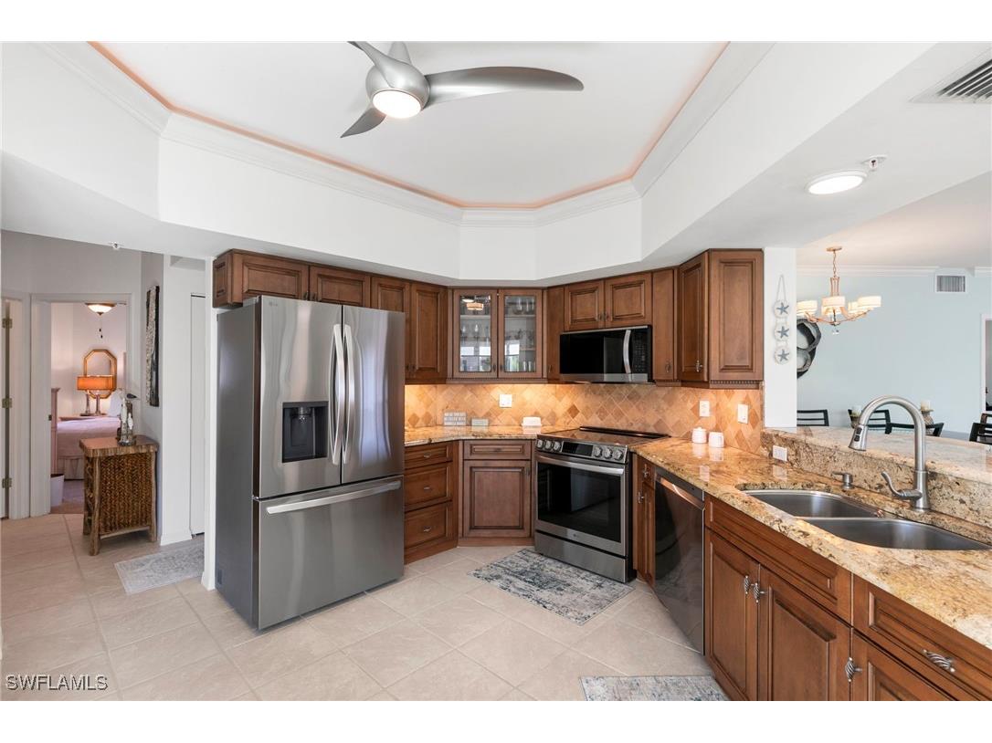 907 Panama Court #204 Marco Island FL 34145 226000132 image11