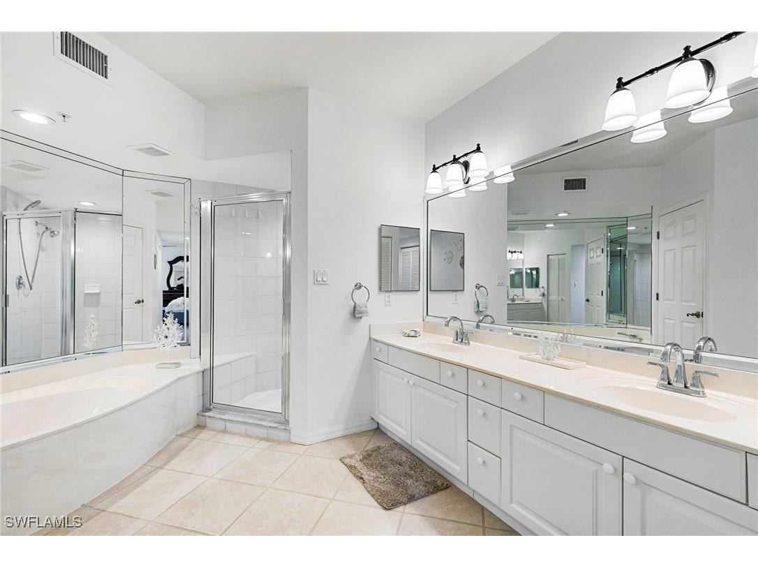 907 Panama Court #204 Marco Island FL 34145 226000132 image17
