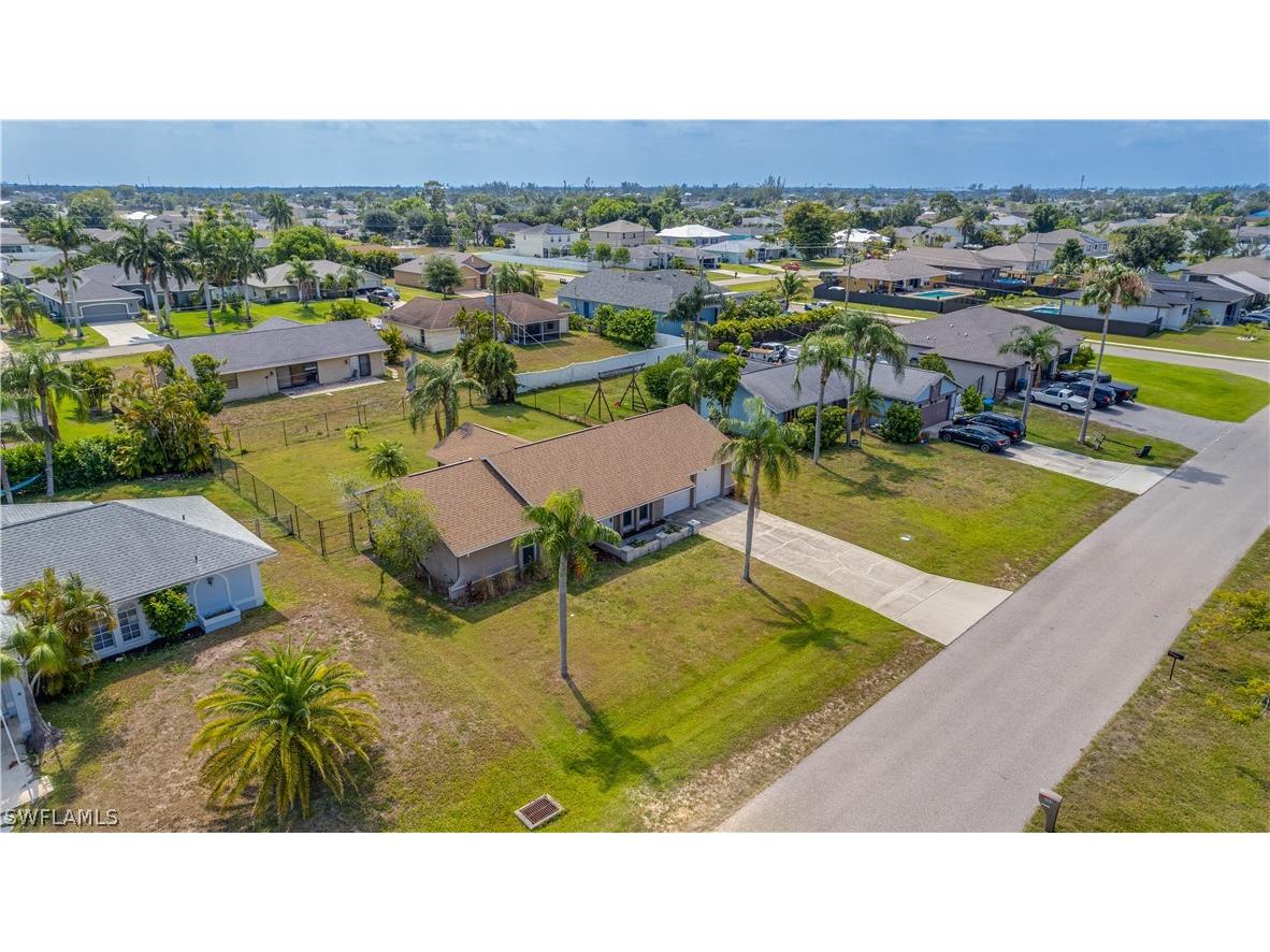907 SW 11th Avenue Cape Coral FL 33991 224035395 image1