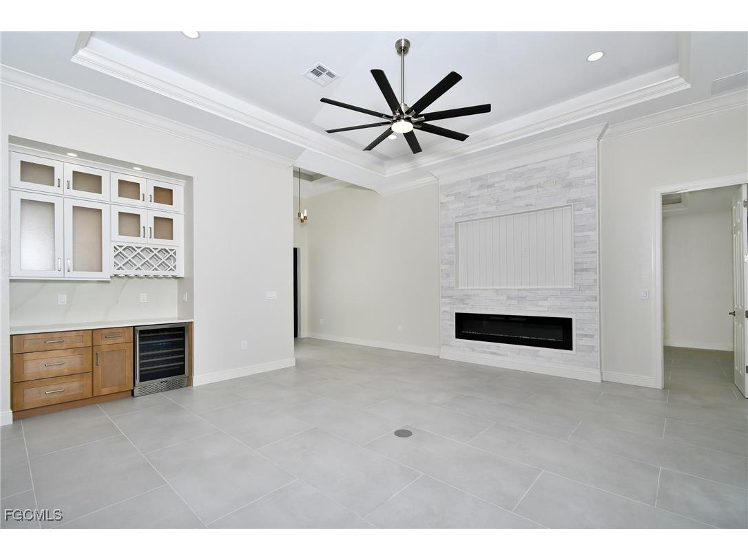 907 SW 15th Place Cape Coral FL 33991 2025021006 image10