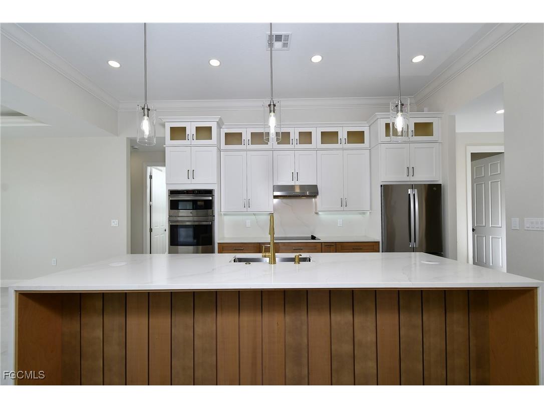 907 SW 15th Place Cape Coral FL 33991 2025021006 image20