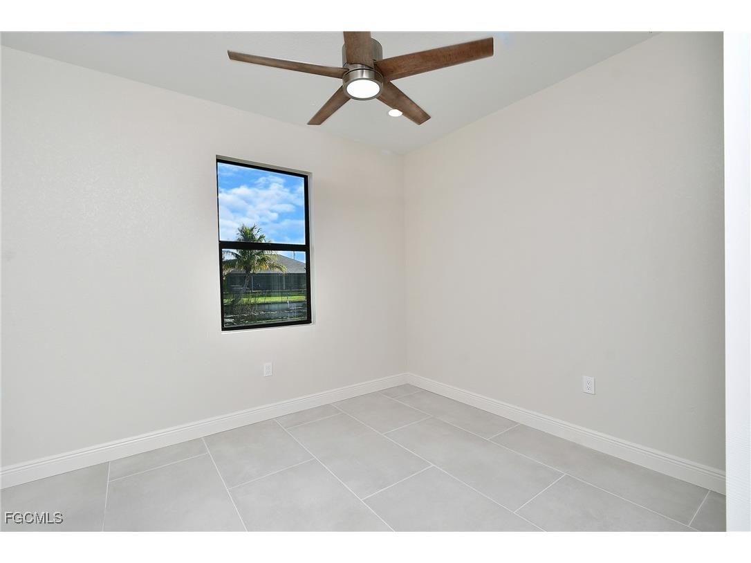 907 SW 15th Place Cape Coral FL 33991 2025021006 image25