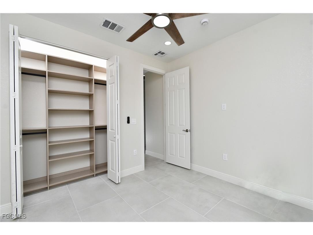 907 SW 15th Place Cape Coral FL 33991 2025021006 image26