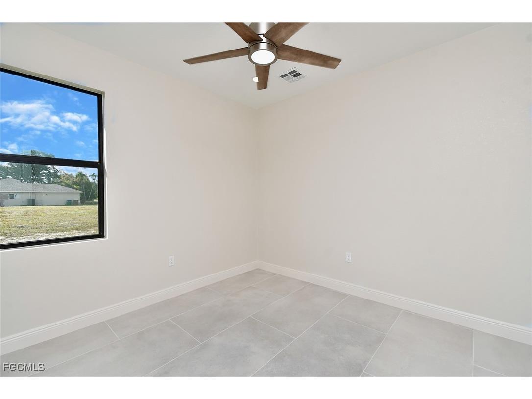 907 SW 15th Place Cape Coral FL 33991 2025021006 image28
