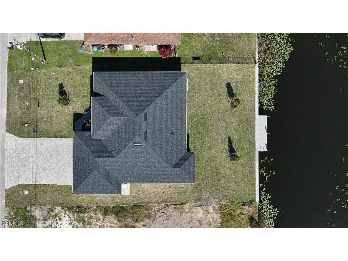 907 SW 15th Place Cape Coral FL 33991 2025021006 image3
