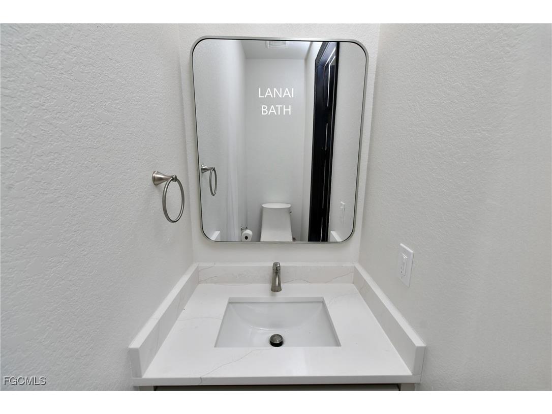 907 SW 15th Place Cape Coral FL 33991 2025021006 image34