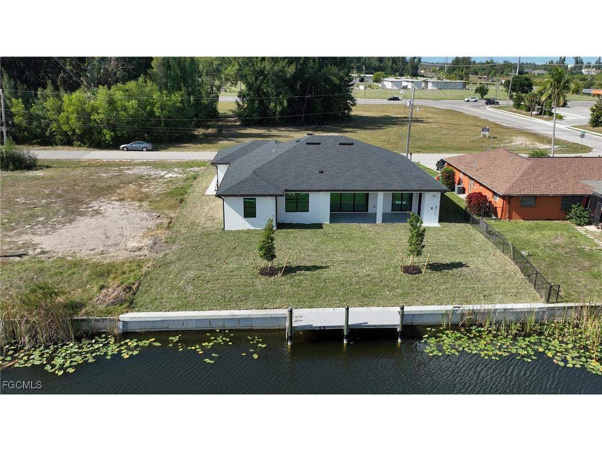 907 SW 15th Place Cape Coral FL 33991 2025021006 image40