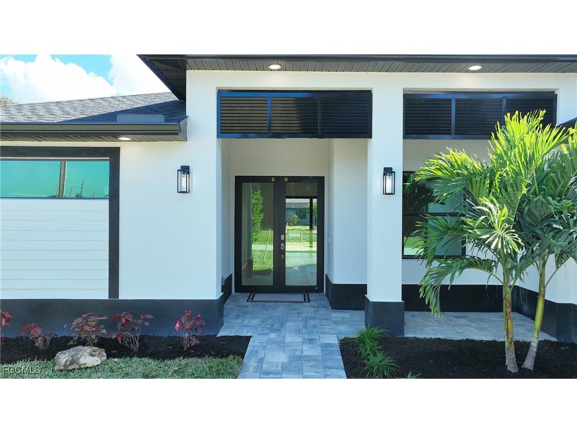 907 SW 15th Place Cape Coral FL 33991 2025021006 image5