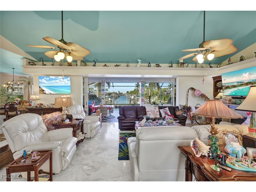 907 SW 51st Terrace Cape Coral FL 33914 2026003290 image10