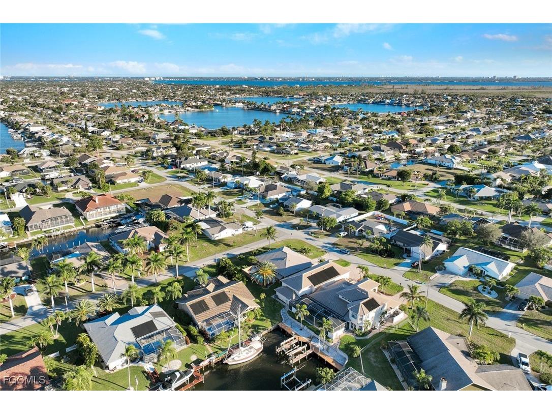 907 SW 51st Terrace Cape Coral FL 33914 2026003290 image2
