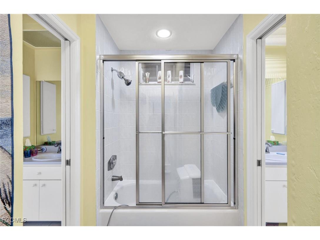 907 SW 51st Terrace Cape Coral FL 33914 2026003290 image27