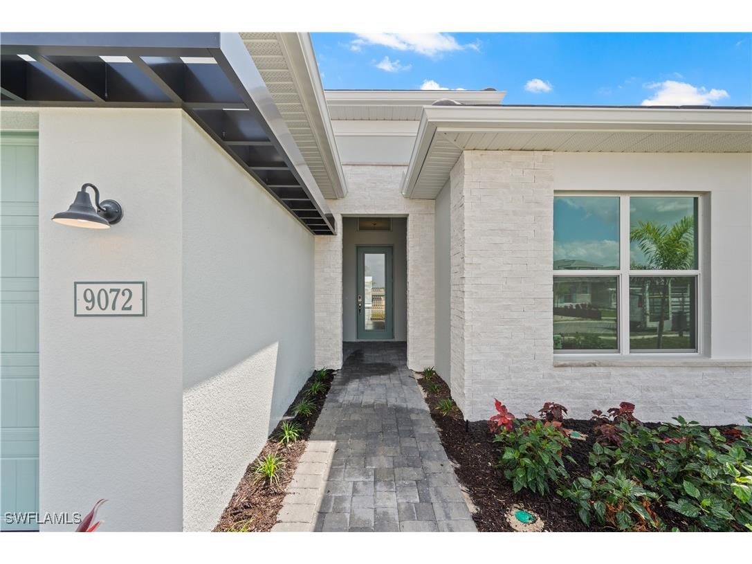 9072 Wisteria Way Naples FL 34114 226003560 image3