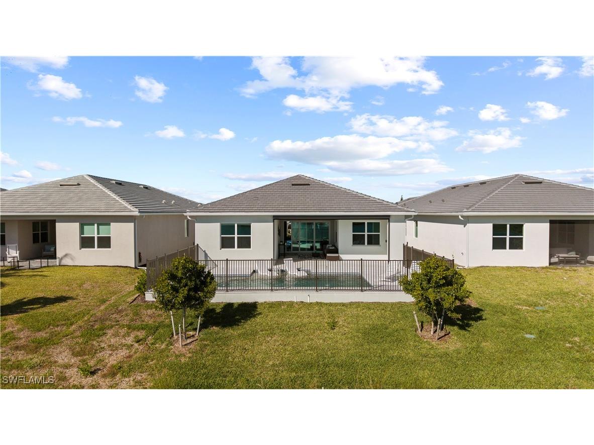 9072 Wisteria Way Naples FL 34114 226003560 image39