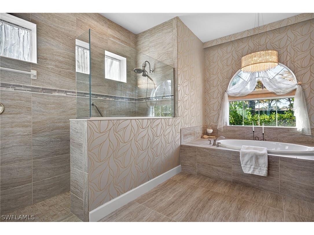 9075 Breakwater Drive Naples FL 34120 225076981 image19