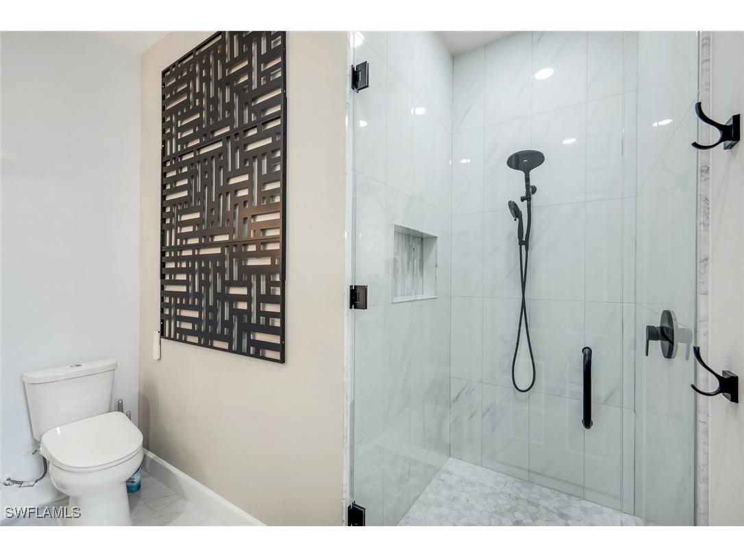 9075 Breakwater Drive Naples FL 34120 225076981 image23