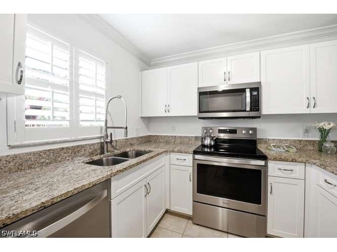 9076 Gervais Circle #405 Naples FL 34120 226021466 image3